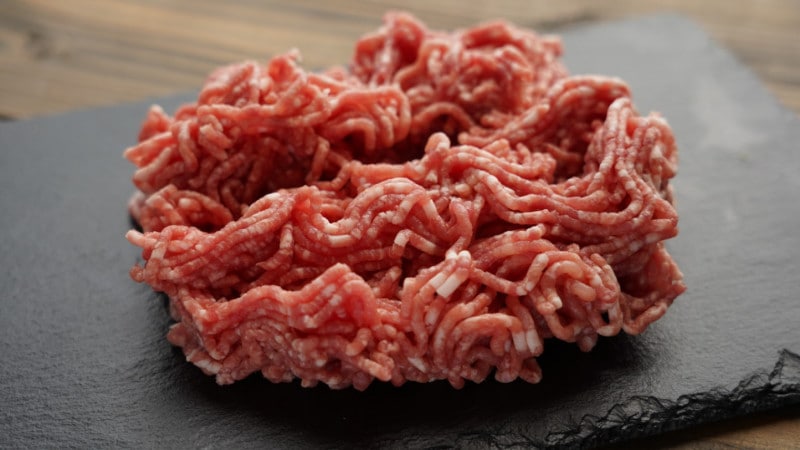 贅豚　挽肉