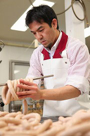 厚木ハムの仕事人 嶋崎　洋平
